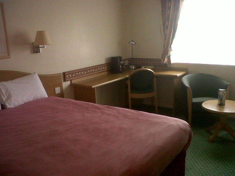 Days Inn Michaelwood M5 Falfield Екстер'єр фото