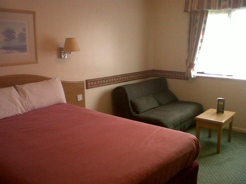 Days Inn Michaelwood M5 Falfield Екстер'єр фото