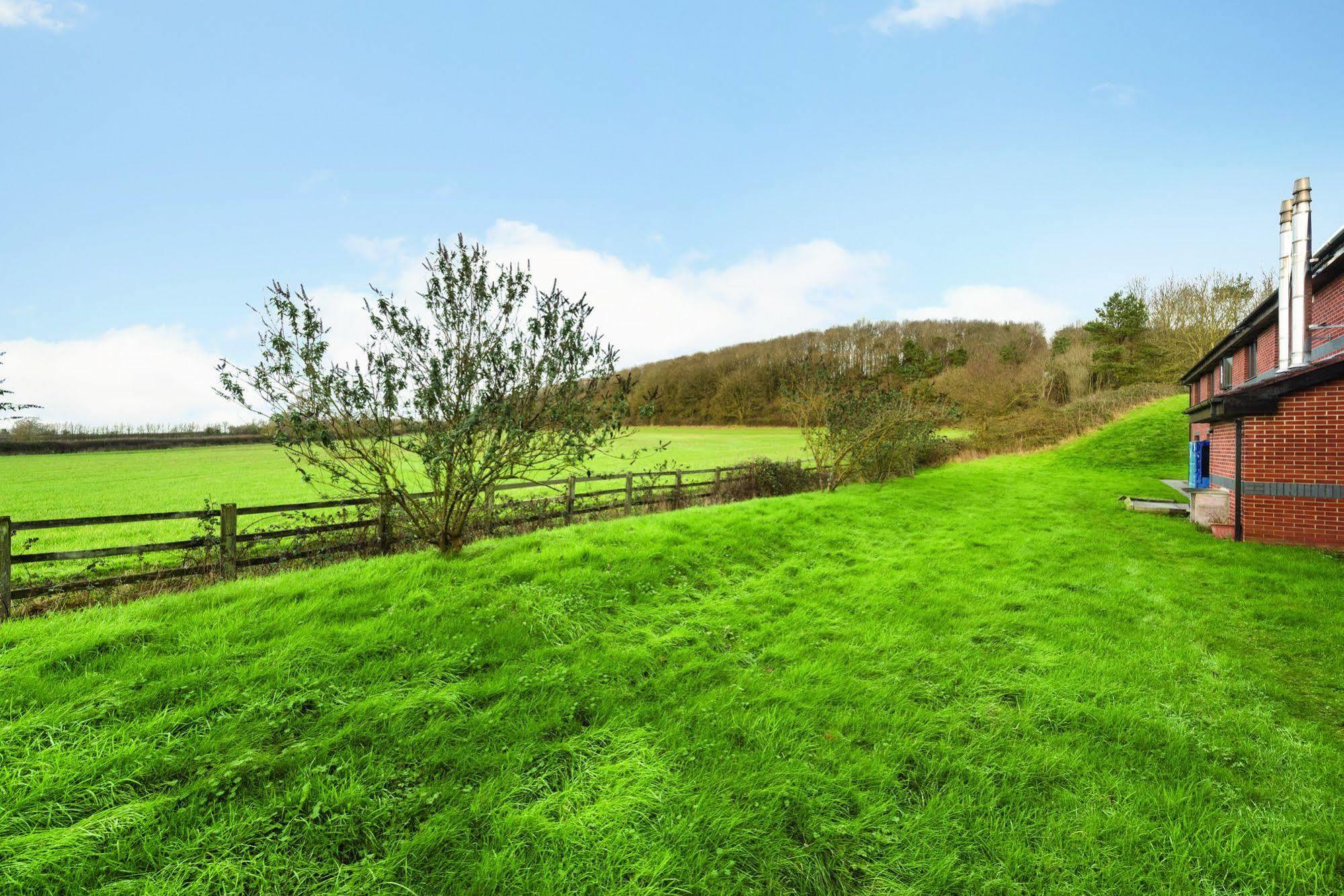 Days Inn Michaelwood M5 Falfield Екстер'єр фото