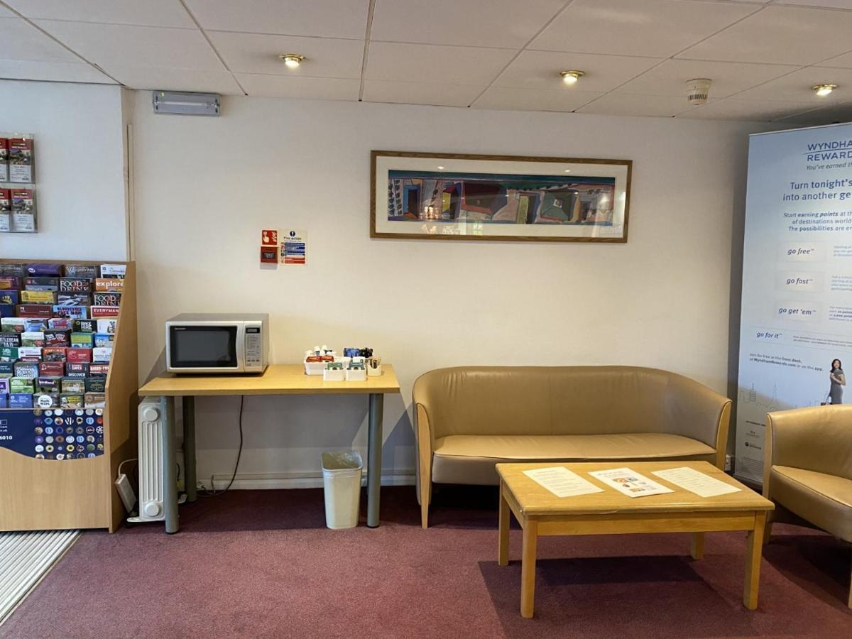 Days Inn Michaelwood M5 Falfield Екстер'єр фото